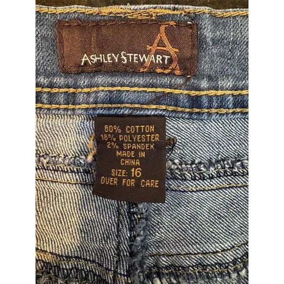 Ashley Stewart Women's Denim Capris Blue Size 16 Casual Culotte Style - Picture 7 of 10